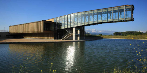 Cinco plantas de autoconsumo solar permitirán al Ayuntamiento de Vitoria-Gasteiz ahorrar hasta un 30% en su factura de la luz