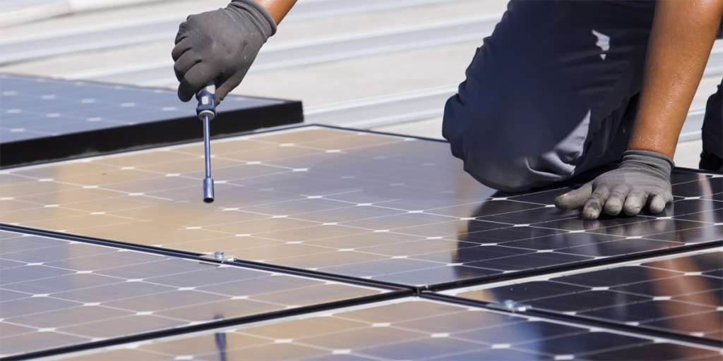 Las ayudas para instalar autoconsumo fotovoltaico en pymes de las Islas Baleares han contribuido al ahorro energético.