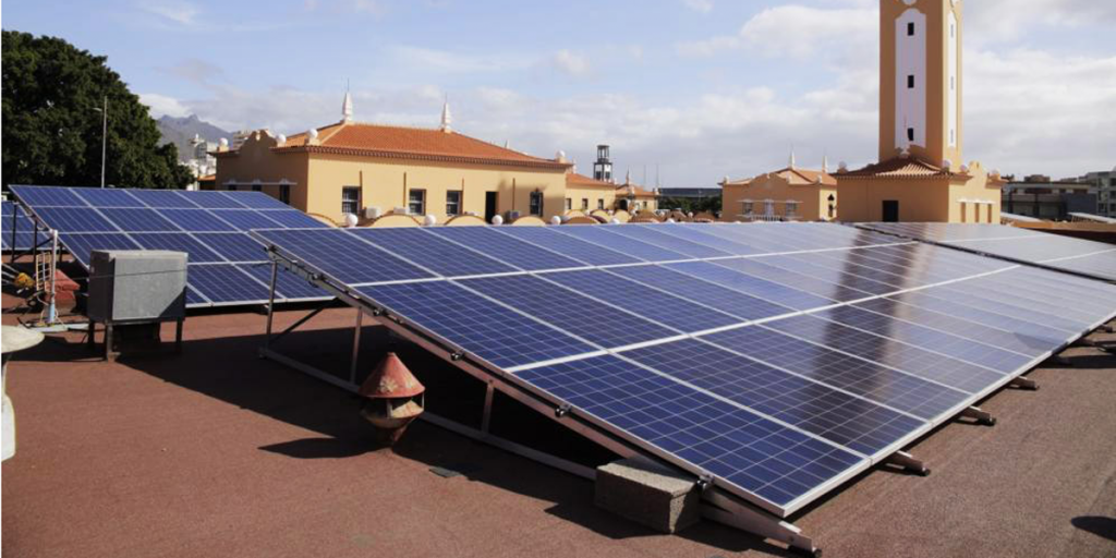 El Mercado Nuestra Señora de África de Santa Cruz de Tenerife ya cuenta con una planta fotovoltaica de autoconsumo.