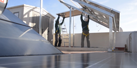 El autoconsumo con energía solar recibe 37,1 millones de euros en 2019 en los programas de incentivos de Andalucía