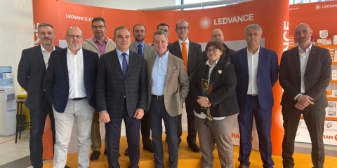El punto de venta Rexel Toledo abre un espacio para lámparas y luminarias LED de LEDVANCE