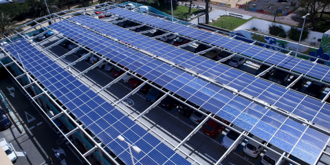 Un aparcamiento público cuenta con la primera instalación de autoconsumo compartido en Las Palmas de Gran Canaria