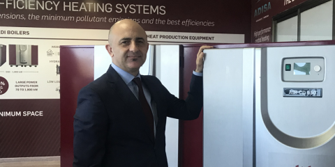 Moisés Sánchez, CEO de Hiplus Aire Acondicionado