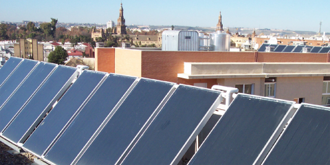 Andalucía aprueba 93,5 millones para incentivar las inversiones en eficiencia energética y renovables