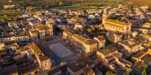 El Ayuntamiento del municipio mallorquí Ses Salines promueve la eficiencia energética
