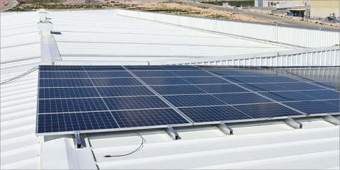 Instalación fotovoltaica en Alicante para evitar la emisión de 18 toneladas de CO2