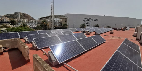 El Puerto de Alicante incluye una tercera planta solar en el contrato de suministro eléctrico