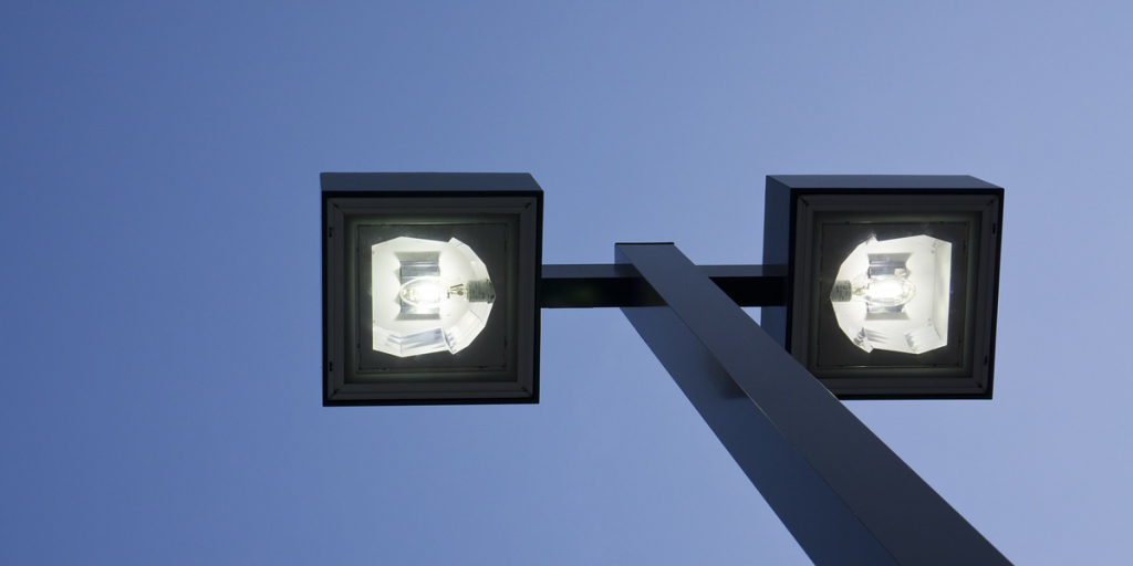El Ayuntamiento de Murcia mejora la seguridad vial de la Avenida de Alicante con la instalación de nuevas luminarias LED