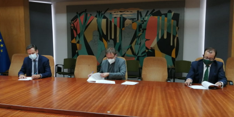 Primeras adhesiones de entidades bancarias a «Financia Renovables Gran Canaria»