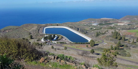 El Consejo de Aguas de La Palma adjudica el nuevo suministro de energía renovable
