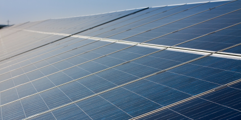 La potencia adjudicada en la subasta de renovables permitirá reducir la factura eléctrica