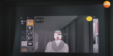 Cámara termográfica testo 890 para la detección de fiebre