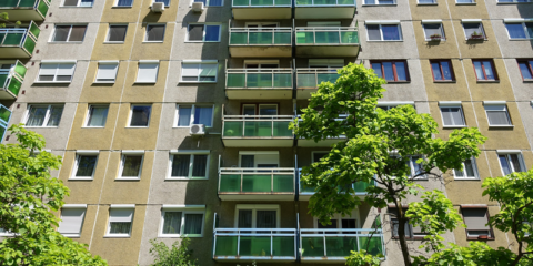 Acuerdo entre el IDAE y Ecrowd para ampliar las ayudas a la rehabilitación energética del PREE