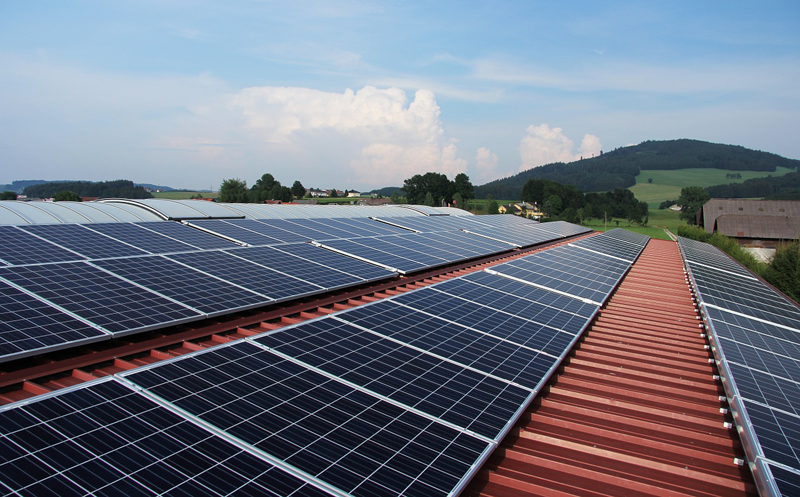 placas fotovoltaicas en edificios municipales de Chiclana