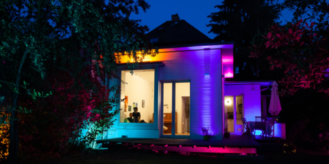 Campaña de productos Smart+ de exterior de LEDVANCE dirigida a distribuidores de material eléctrico