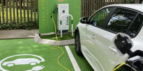 Centrales de recarga doble de Schneider Electric en los hoteles de la cadena Hotels VIVA