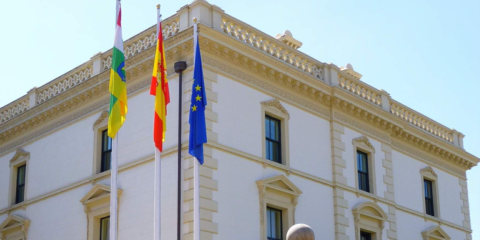 El Gobierno de La Rioja garantizará que la electricidad del sector público proceda de fuentes renovables