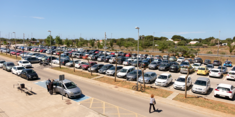 A licitación la instalación fotovoltaica en el aparcamiento del Hospital Mateu Orfila de Menorca