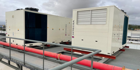 Climatización eficiente y sostenible con Kubic Next de Hitecsa en un bazar de Los Barrios en Cádiz