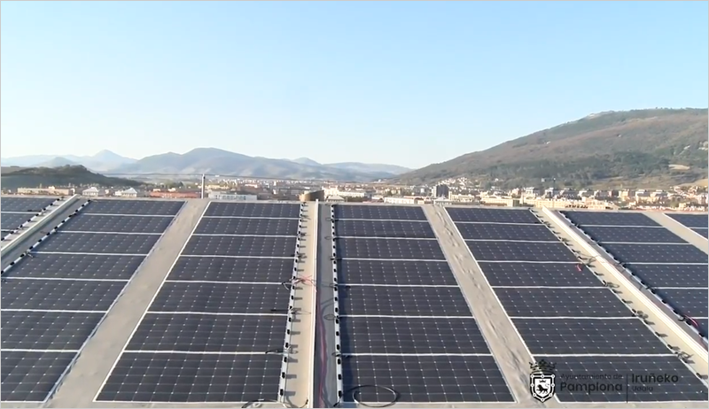 El Ayuntamiento de Pamplona colocará la instalación fotovoltaica con más potencia de la ciudad en el C.P. El Lago Mendillorri
