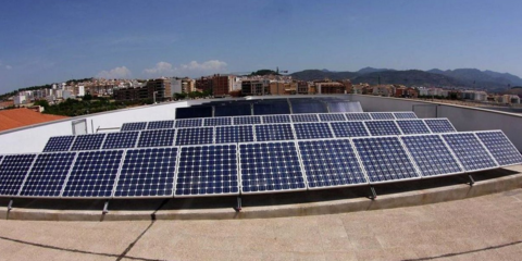 El Ayuntamiento de Valencia agiliza y simplifica los trámites para instalar placas fotovoltaicas en las viviendas