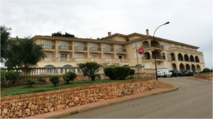 Fachada de Sa Residència de s´Alquería Blanca en Mallorca.