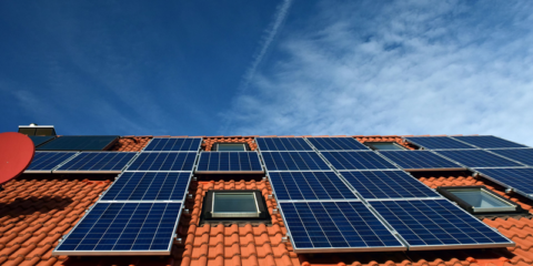 El Parlamento Europeo apoya el uso de renovables y la reducción del consumo energético para 2030