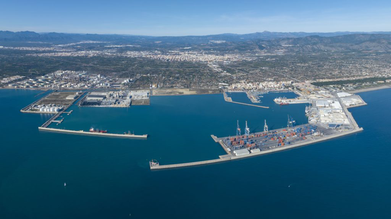 Vista aérea de las instalaciones de la autoridad portuaria de Castellón.