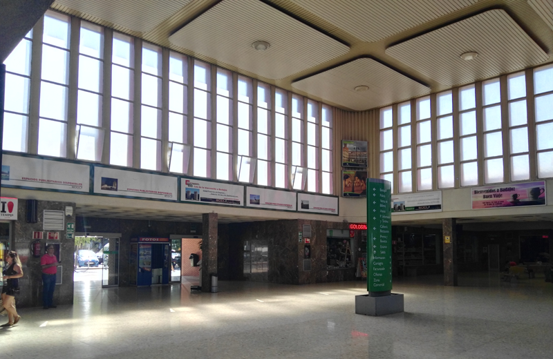 Interior estación de autobuses de Badajoz.