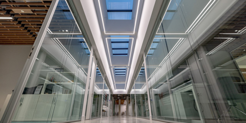Signify presenta sus soluciones más innovadoras en el Catálogo de Iluminación Profesional 2023