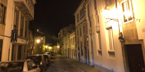 A licitación la dirección facultativa para mejorar el alumbrado público en Santiago de Compostela