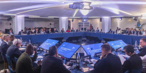 Los gobiernos de 45 países respaldan duplicar para 2030 el progreso de eficiencia energética