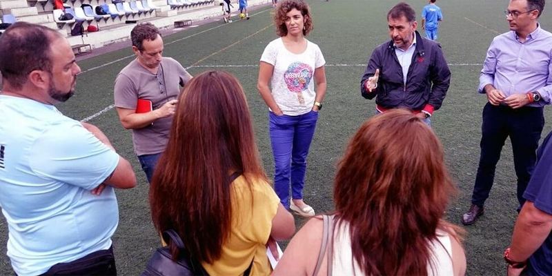 Un sistema de aprovechamiento solar permitirá mejorar la eficiencia energética en campos de futbol en Tenerife