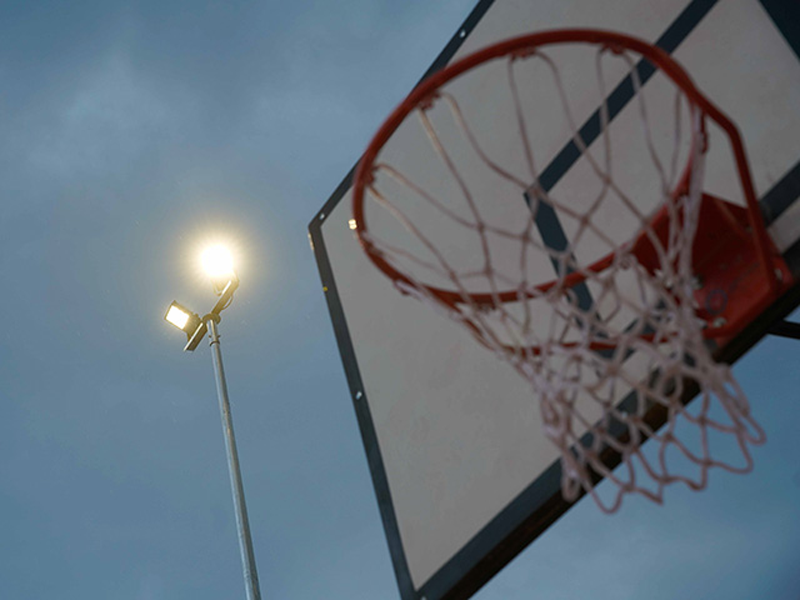 Las Rozas sustituirá luminarias de centros deportivos con tecnología LED