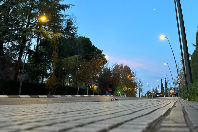 La Avenida de los Reyes Católicos de Majadahonda cuenta con nuevas farolas con tecnología LED