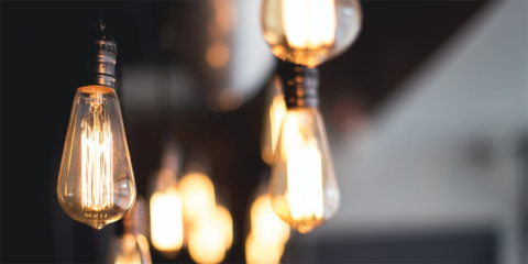 El nuevo cálculo de la tarifa eléctrica regulada entra en vigor en las facturas de electricidad