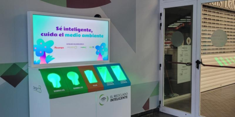 Acuerdo para la instalación de 10 contenedores de la iniciativa Reciclado Inteligente
