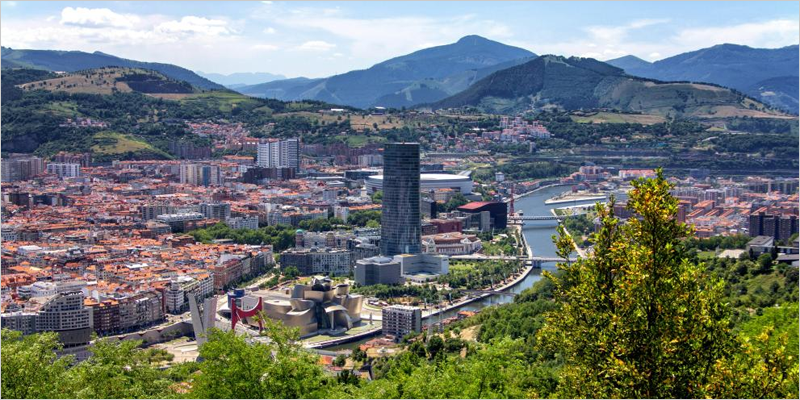 El Plan de Calefacción y Refrigeración 2050 de Bilbao permite seleccionar estrategias para una mayor eficiencia energética y cero emisiones de los edificios en función de las características de cada distrito