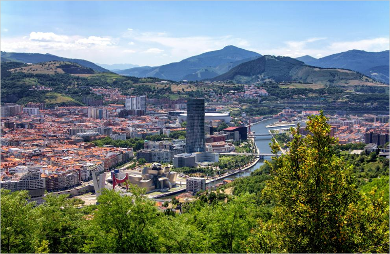 El Plan de Calefacción y Refrigeración 2050 de Bilbao permite seleccionar estrategias para una mayor eficiencia energética y cero emisiones de los edificios en función de las características de cada distrito