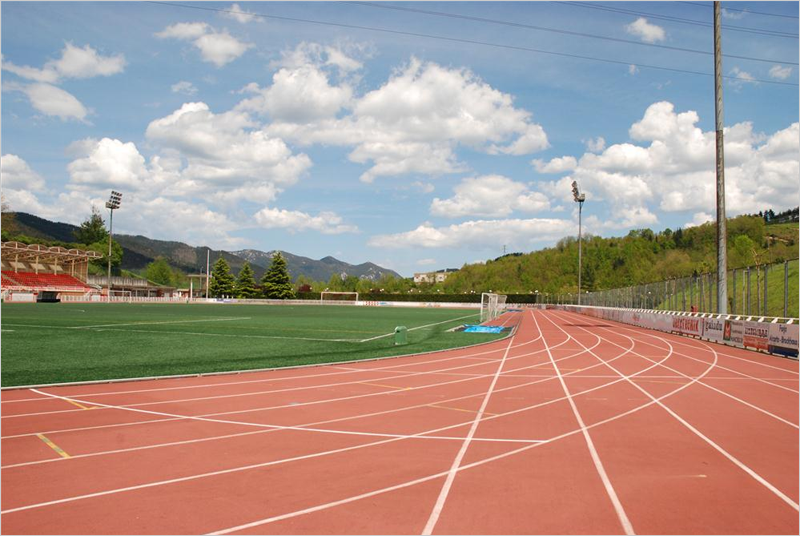 A concurso público la mejora de la iluminación del campo de fútbol y la pista de atletismo de Mintxeta en Elgoibar