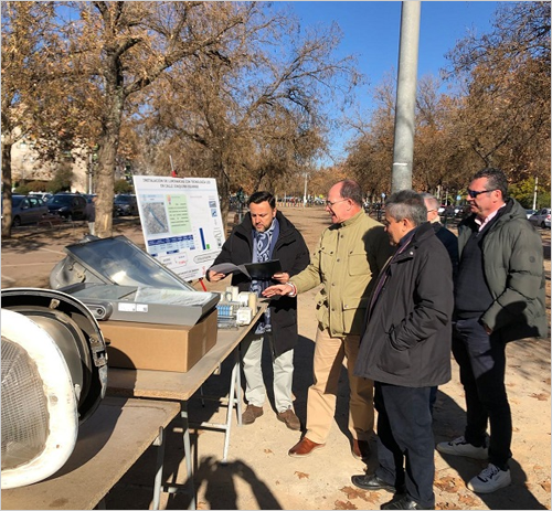 La nueva iluminación de la avenida Joaquina Eguaras en Granada permitirá ahorrar en la factura de la luz