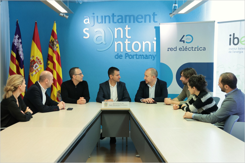 Acuerdo para poner en marcha un programa educativo para la transición energética en Baleares