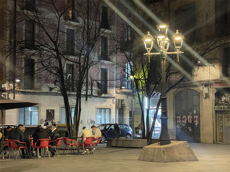 El centro histórico de Manresa mejora su alumbrado público con luminarias de tecnología LED