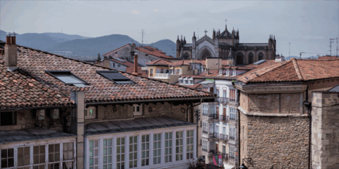 Vitoria-Gasteiz financia la creación y gestión de nuevas comunidades energéticas en el municipio