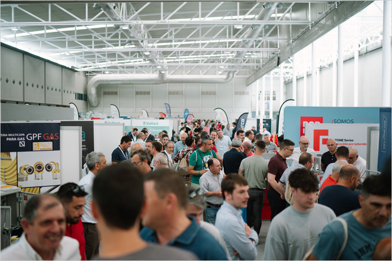 El segundo AÚNA Partner Day 2025 muestra soluciones para sectores de calefacción y renovables