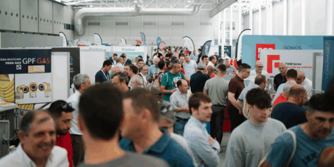 El segundo AÚNA Partner Day 2025 muestra soluciones para sectores de FCC, material eléctrico y renovables