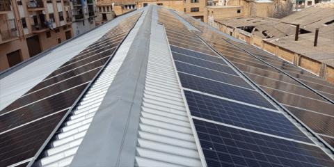 La cubierta de la Nave BIC de la Real Fábrica de Alcora cuenta con una instalación solar fotovoltaica