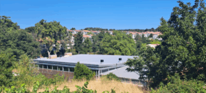 La piscina municipal de Allariz renovará su cubierta e instalará una planta solar fotovoltaica