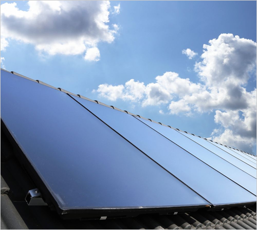 Un estudio de las cubiertas de los edificios municipales ha determinado la ubicación de los paneles solares fotovoltaicos.