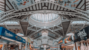 La UPV llevará a cabo un estudio técnico para mejorar la eficiencia energética del Mercado Central de Valencia